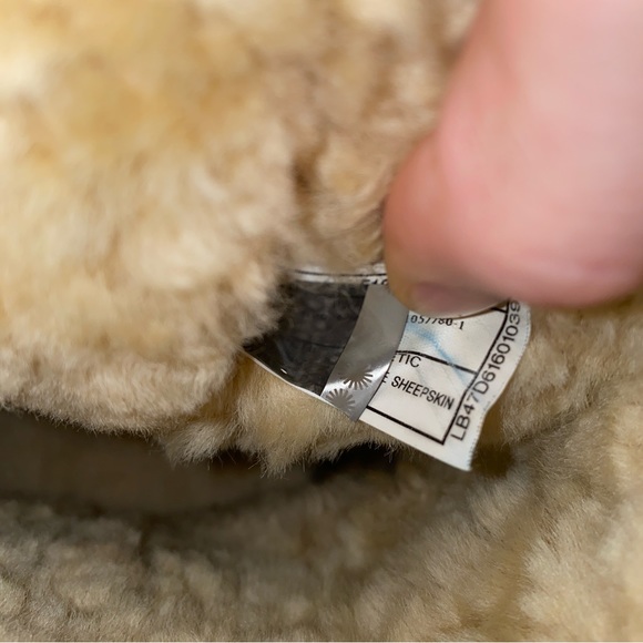 Rare Ugg Sequin Boots - Picture 9 of 11